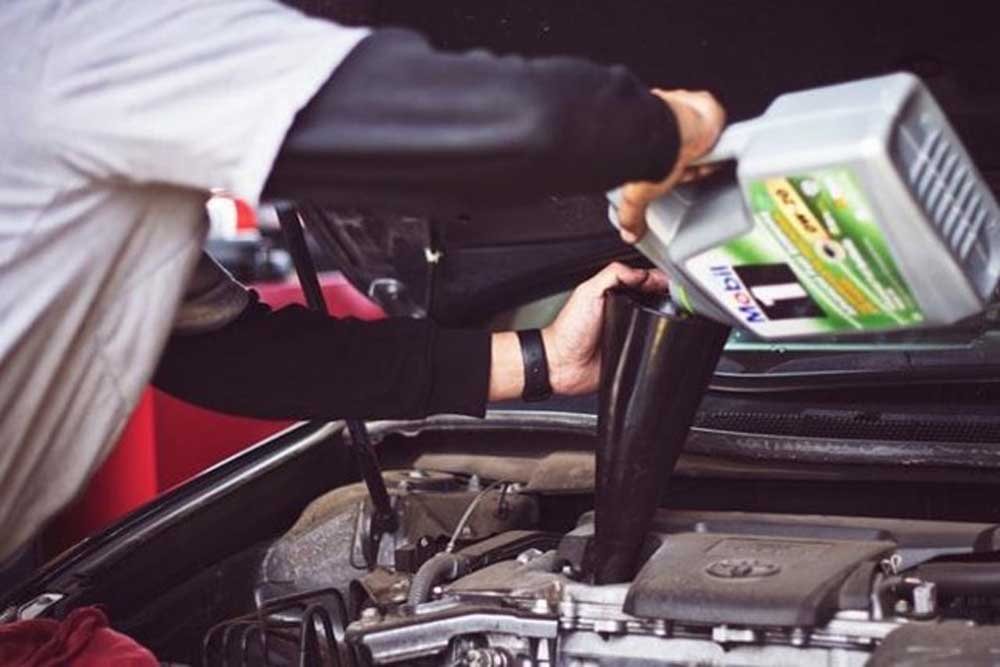 Car Engines Cleaning